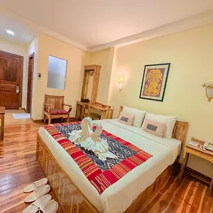 Luang Phasouk 3* Luang Prabang